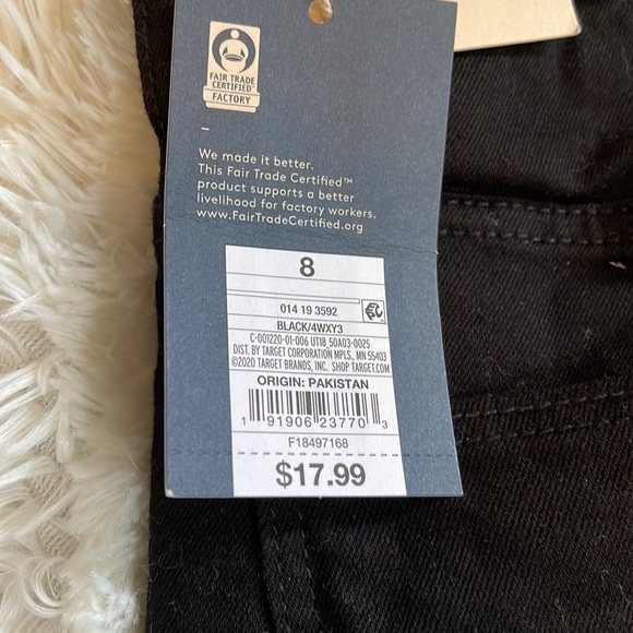 Universal Threads High Rise Shorts - Picture 3 of 3